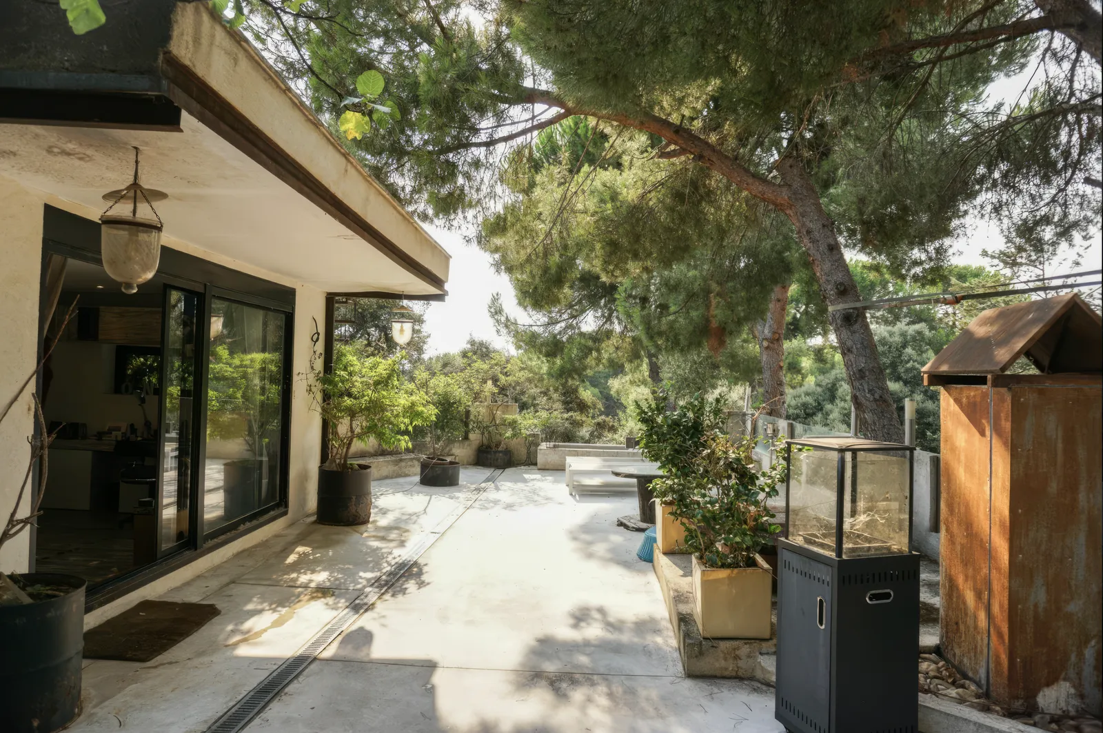 Terraza exterior junto a la casa